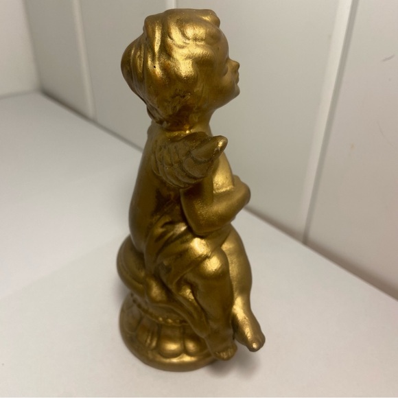 Vintage gold cherub figurine winged angel boy playing instrument small statue - Picture 12 of 15